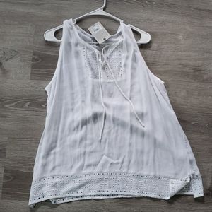 Linen sleeveless top